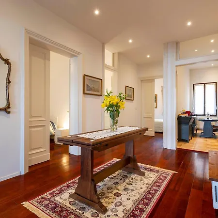 Apartman Palazzo Boito Luxury On Lido With Venice View Lido di Venezia