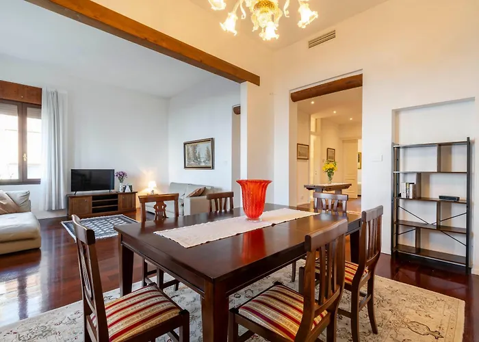 Palazzo Boito Luxury On Lido With Venice View * Venedigs Lido