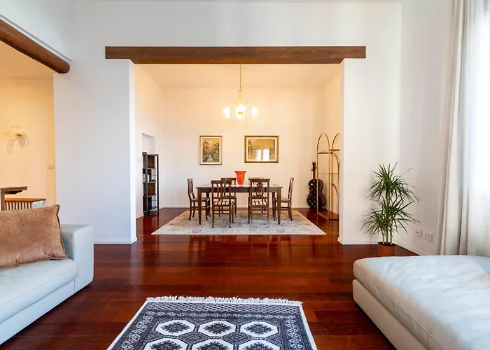 Palazzo Boito Luxury On Lido With Venice View Venedigs Lido