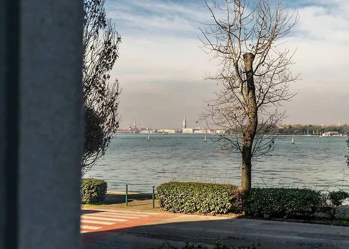 Lejlighed Palazzo Boito Luxury On Lido With Venice View
